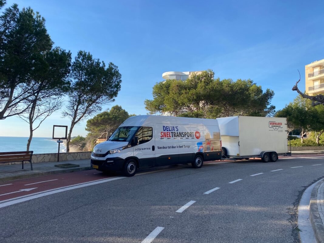 Koeriersdiensten — Delia's Sneltransport in actie